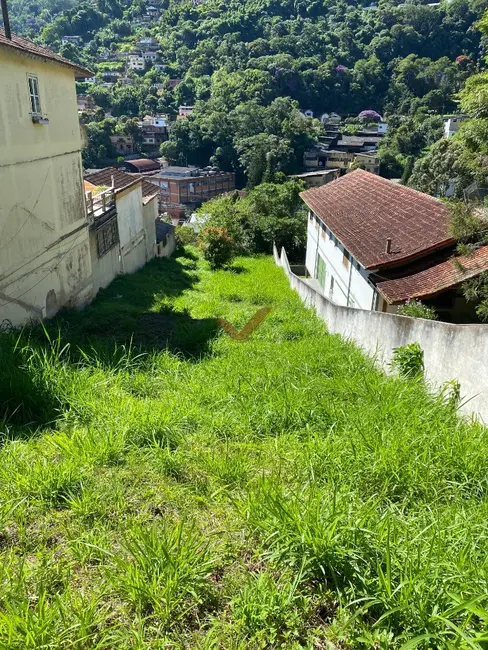 Terreno / Lote à venda, 737m2 em Estrada da Saudade, Petropolis - RJ - imagem 6 Foto 6 de Terreno / Lote à venda, 737m2 em Estrada da Saudade, Petropolis - RJ