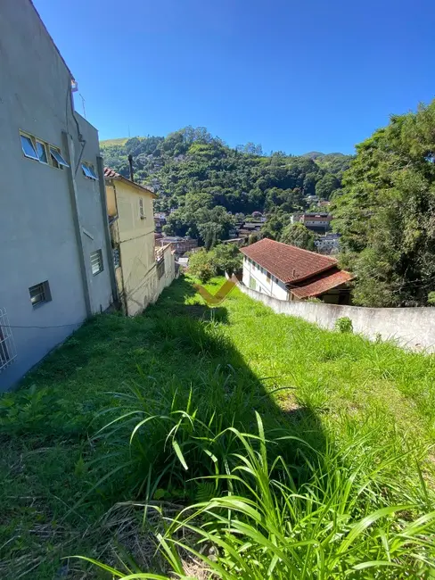 Terreno / Lote à venda, 737m2 em Estrada da Saudade, Petropolis - RJ - imagem 5 Foto 5 de Terreno / Lote à venda, 737m2 em Estrada da Saudade, Petropolis - RJ