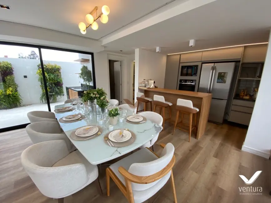 Foto 4 de Casa de Condomínio com 3 quartos à venda, 224m2 em Valparaíso, Petropolis - RJ