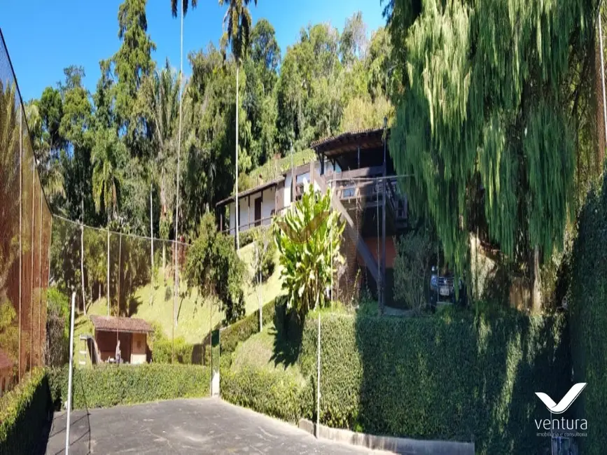 Foto 1 de Casa com 5 quartos à venda, 480m2 em Quarteirão Ingelheim, Petropolis - RJ