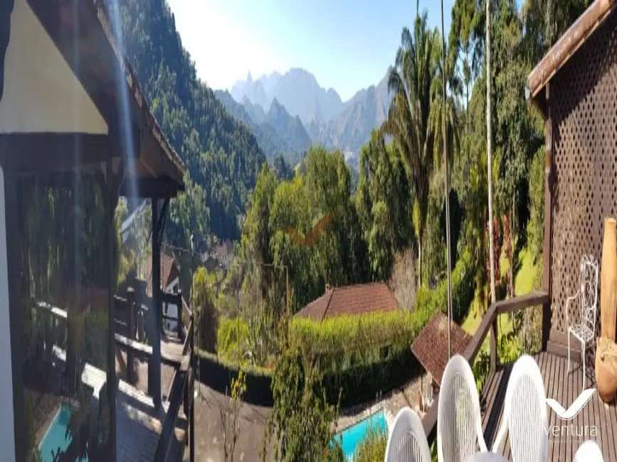 Casa com 5 quartos à venda, 480m2 em Quarteirão Ingelheim, Petropolis - RJ - imagem 3 Foto 3 de Casa com 5 quartos à venda, 480m2 em Quarteirão Ingelheim, Petropolis - RJ