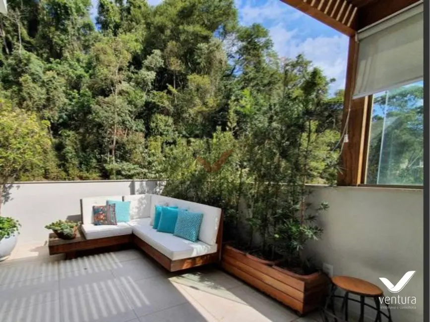 Foto 1 de Apartamento com 2 quartos à venda, 148m2 em Bingen, Petropolis - RJ