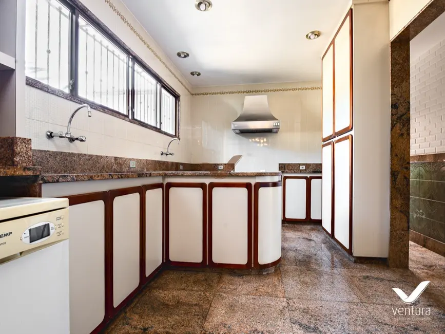 Foto 7 de Casa de Condomínio com 5 quartos à venda, 540m2 em Centro, Petropolis - RJ