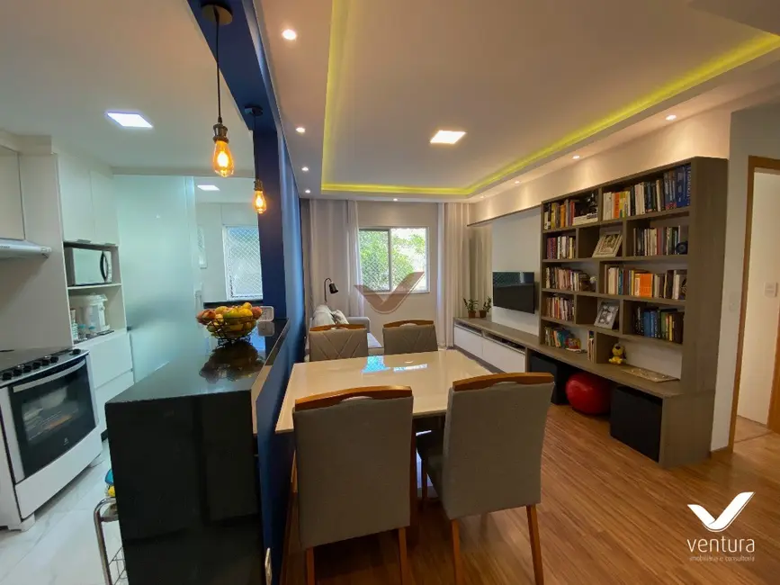 Foto 2 de Apartamento com 2 quartos à venda, 68m2 em Bingen, Petropolis - RJ