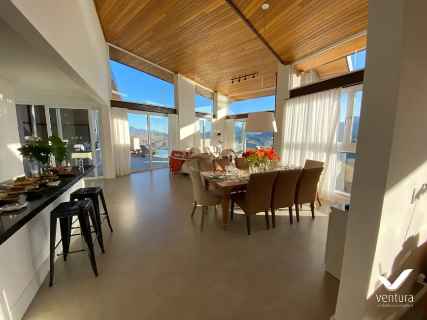 Foto 6 de Casa de Condomínio com 4 quartos à venda, 360m2 em Itaipava, Petropolis - RJ