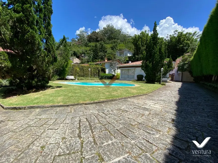Sala Comercial com 3 quartos para alugar, 600m2 em Centro, Petropolis - RJ - imagem 4 Foto 4 de Sala Comercial com 3 quartos para alugar, 600m2 em Centro, Petropolis - RJ