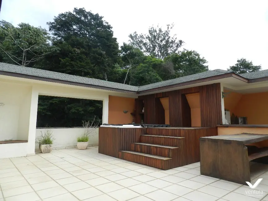 Foto 2 de Apartamento com 5 quartos à venda, 300m2 em Itaipava, Petropolis - RJ