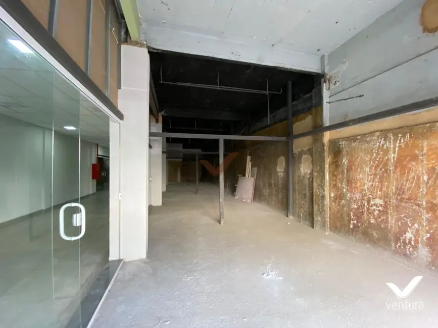 Loja para alugar, 24m2 em Alto da Serra, Petropolis - RJ - imagem 4 Foto 4 de Loja para alugar, 24m2 em Alto da Serra, Petropolis - RJ