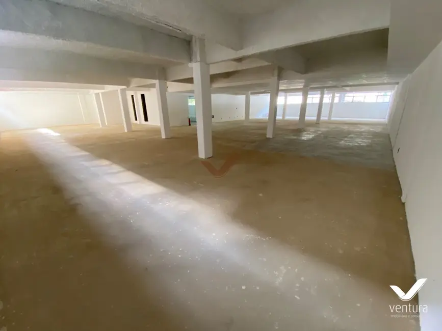 Sala Comercial para alugar, 370m2 em Alto da Serra, Petropolis - RJ - imagem 7 Foto 7 de Sala Comercial para alugar, 370m2 em Alto da Serra, Petropolis - RJ