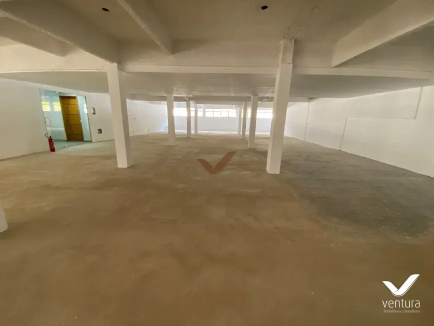 Sala Comercial para alugar, 370m2 em Alto da Serra, Petropolis - RJ - imagem 4 Foto 4 de Sala Comercial para alugar, 370m2 em Alto da Serra, Petropolis - RJ