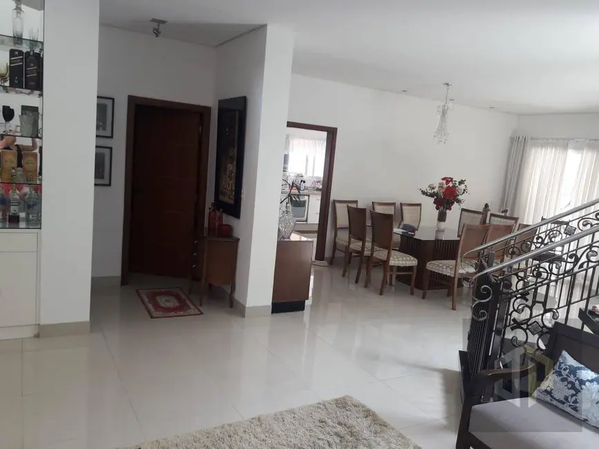 Sobrado com 3 quartos à venda, 442m2 em Villa do Chafariz, Birigui - SP - imagem 5 Foto 5 de Sobrado com 3 quartos à venda, 442m2 em Villa do Chafariz, Birigui - SP