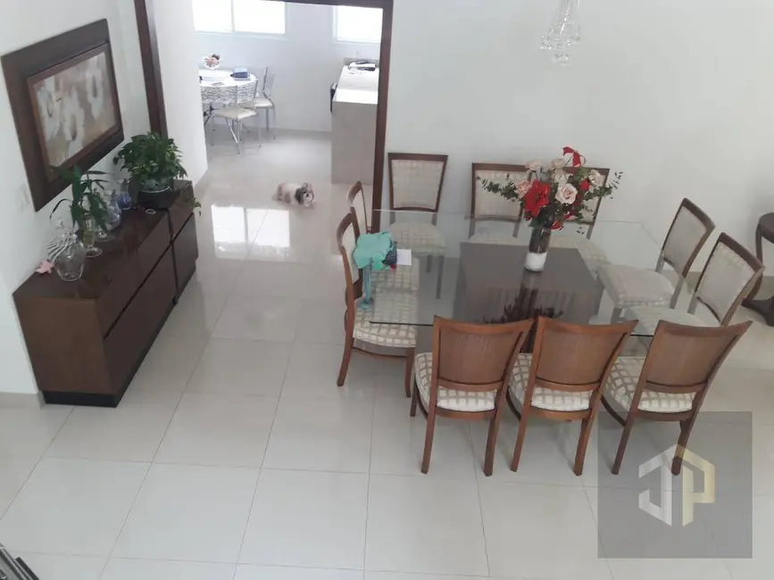 Sobrado com 3 quartos à venda, 442m2 em Villa do Chafariz, Birigui - SP - imagem 6 Foto 6 de Sobrado com 3 quartos à venda, 442m2 em Villa do Chafariz, Birigui - SP