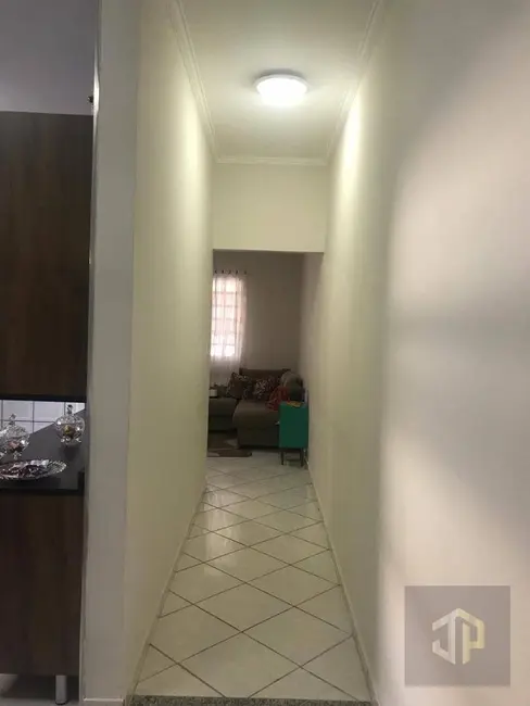 Casa com 3 quartos à venda, 135m2 em Jardim Bela Vista, Birigui - SP - imagem 8 Foto 8 de Casa com 3 quartos à venda, 135m2 em Jardim Bela Vista, Birigui - SP
