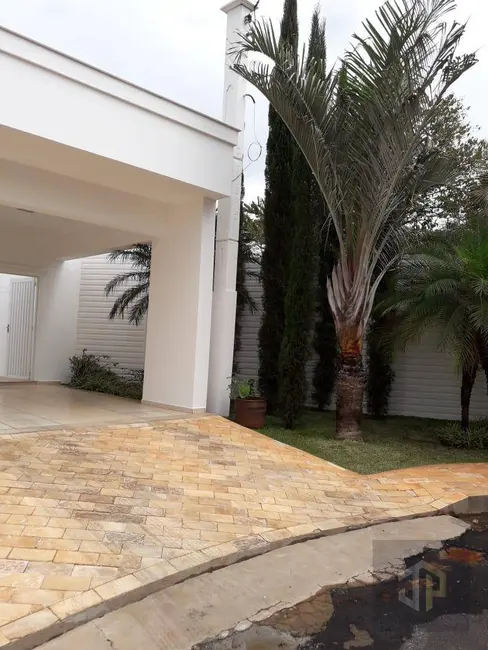 Casa de Condomínio com 3 quartos à venda, 307m2 em Jardim São Conrado, Birigui - SP - imagem 4 Foto 4 de Casa de Condomínio com 3 quartos à venda, 307m2 em Jardim São Conrado, Birigui - SP