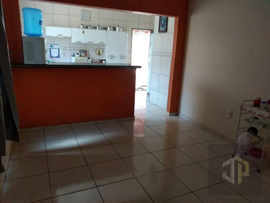 Casa com 3 quartos à venda, 250m2 em Jardim Vale do Sol, Birigui - SP - imagem 2 Foto 2 de Casa com 3 quartos à venda, 250m2 em Jardim Vale do Sol, Birigui - SP