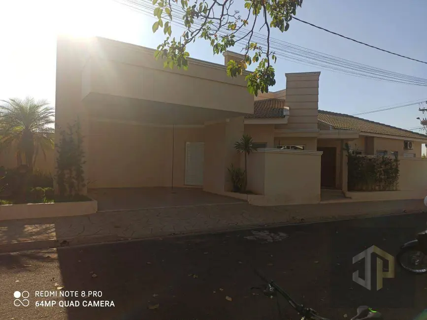Foto 1 de Casa de Condomínio com 2 quartos à venda, 312m2 em Birigui - SP