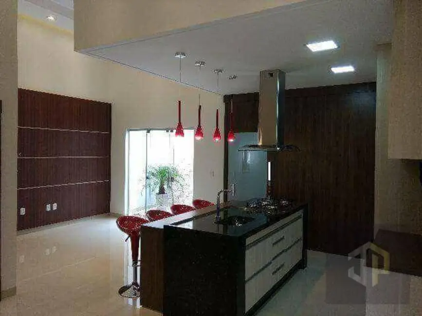 Casa de Condomínio com 3 quartos à venda, 250m2 em Residencial Veneza, Birigui - SP - imagem 6 Foto 6 de Casa de Condomínio com 3 quartos à venda, 250m2 em Residencial Veneza, Birigui - SP