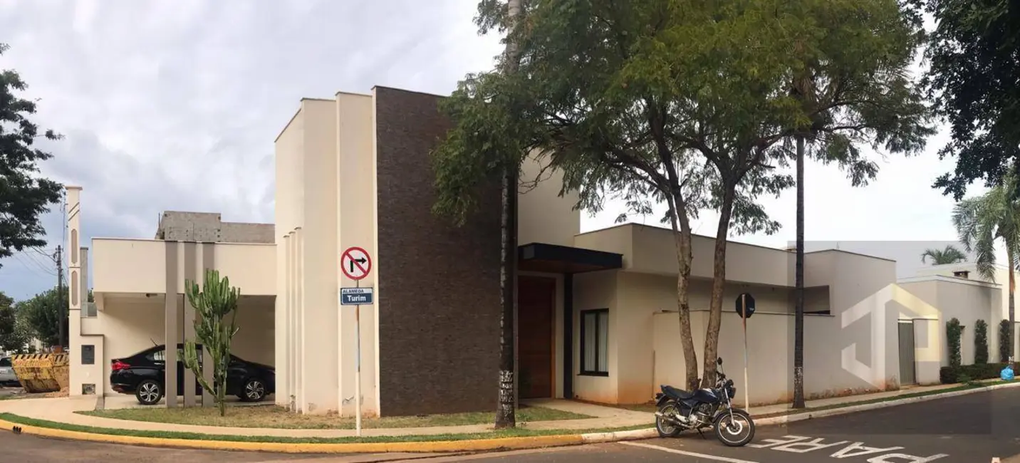 Foto 1 de Casa de Condomínio com 3 quartos à venda, 250m2 em Residencial Veneza, Birigui - SP