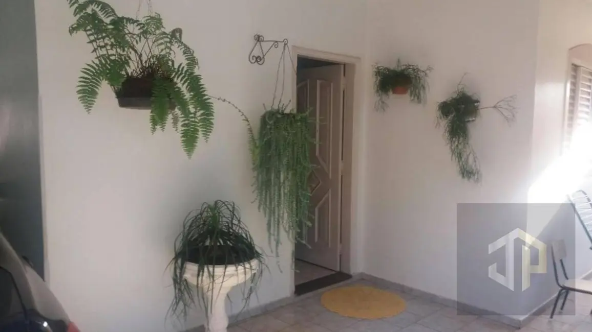 Casa com 3 quartos à venda, 305m2 em Jardim Arco-Íris, Birigui - SP - imagem 6 Foto 6 de Casa com 3 quartos à venda, 305m2 em Jardim Arco-Íris, Birigui - SP