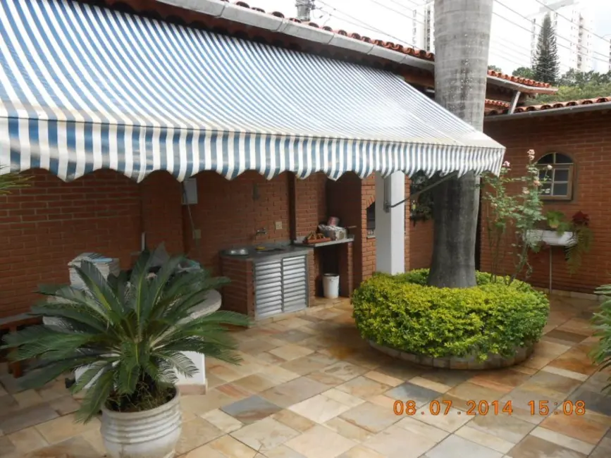 Sobrado com 3 quartos à venda, 248m2 em Jardim Marajoara, São Paulo - SP - imagem 2 Foto 2 de Sobrado com 3 quartos à venda, 248m2 em Jardim Marajoara, São Paulo - SP