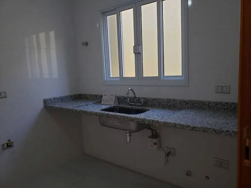Sobrado com 3 quartos à venda, 150m2 em Vila Marari, São Paulo - SP - imagem 5 Foto 5 de Sobrado com 3 quartos à venda, 150m2 em Vila Marari, São Paulo - SP
