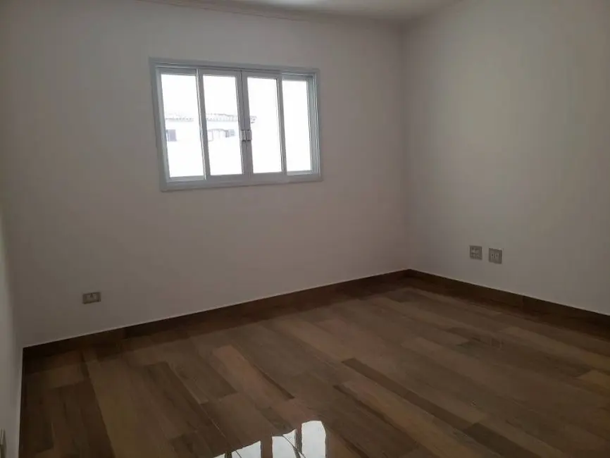 Foto 2 de Sobrado com 3 quartos à venda, 150m2 em Vila Marari, São Paulo - SP