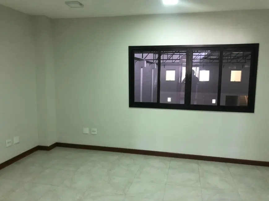 Armazém / Galpão à venda e para alugar, 400m2 em Socorro, São Paulo - SP - imagem 8 Foto 8 de Armazém / Galpão à venda e para alugar, 400m2 em Socorro, São Paulo - SP