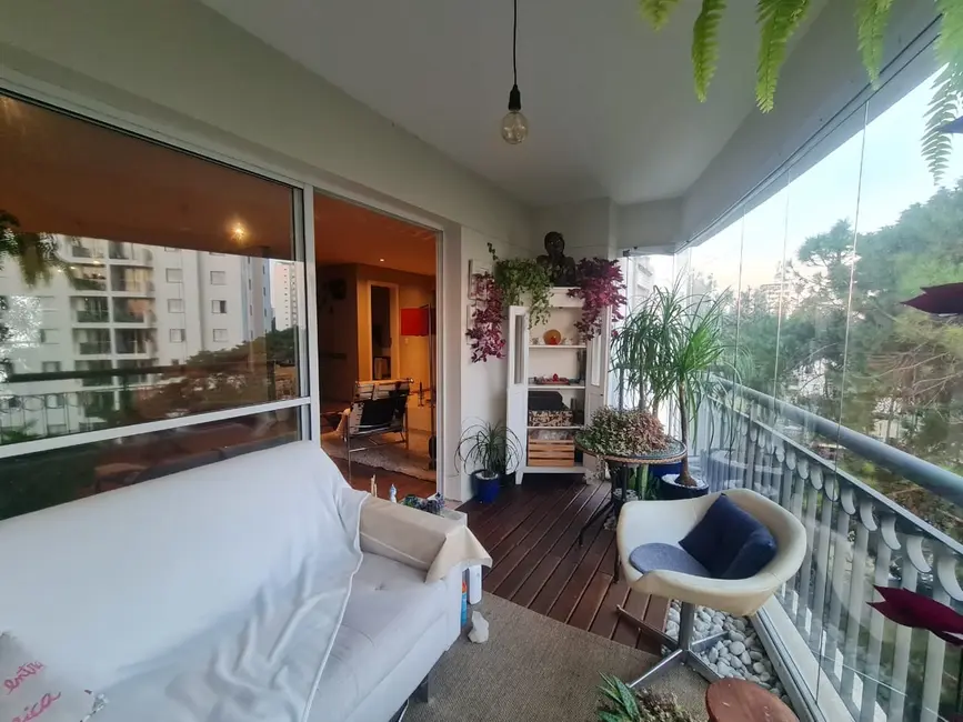 Foto 2 de Apartamento com 3 quartos à venda, 120m2 em Vila Sofia, São Paulo - SP