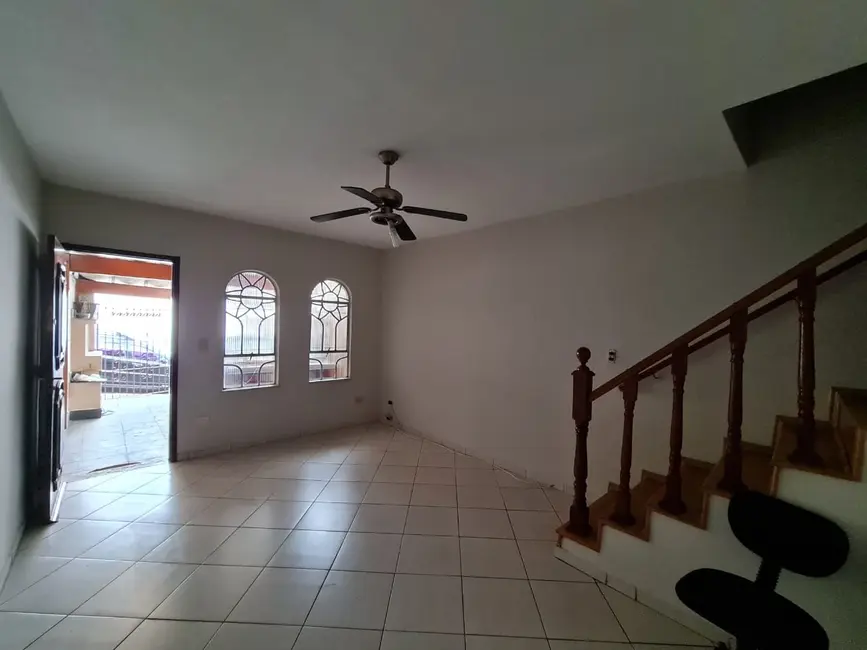 Foto 2 de Casa com 2 quartos à venda, 88m2 em Vila Paulista, São Paulo - SP