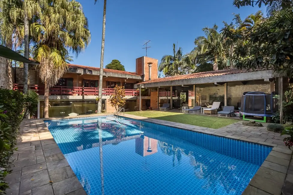 Casa com 4 quartos à venda, 493m2 em Jardim Marajoara, São Paulo - SP - imagem 1 Foto 1 de Casa com 4 quartos à venda, 493m2 em Jardim Marajoara, São Paulo - SP