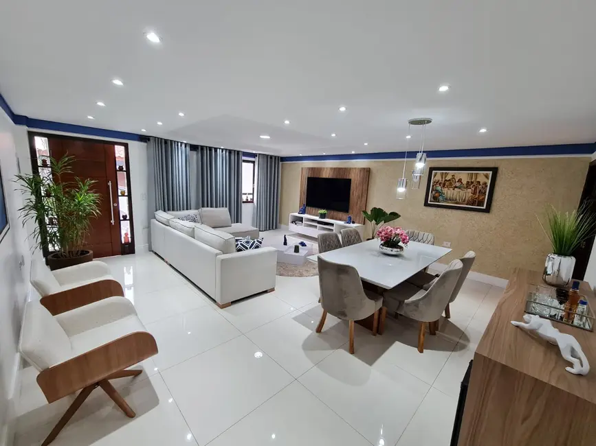 Sobrado com 3 quartos à venda, 251m2 em Vila Marari, São Paulo - SP - imagem 4 Foto 4 de Sobrado com 3 quartos à venda, 251m2 em Vila Marari, São Paulo - SP