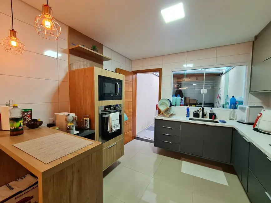 Foto 5 de Casa com 3 quartos à venda, 106m2 em Vila Campo Grande, São Paulo - SP