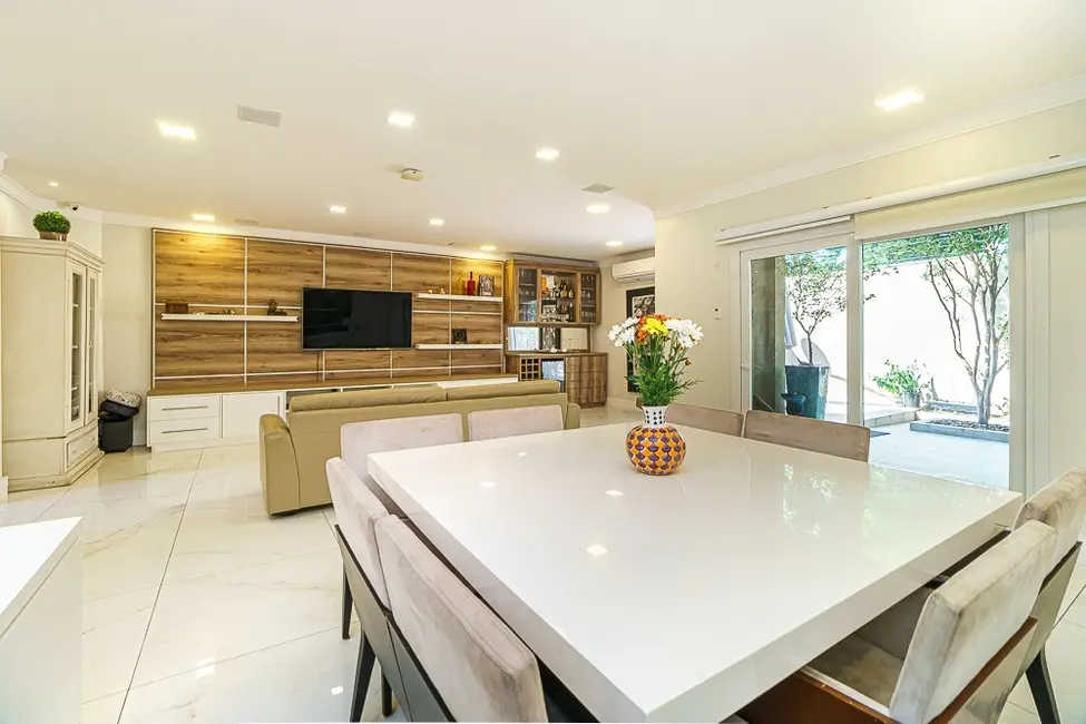 Foto 4 de Casa de Condomínio com 4 quartos à venda, 260m2 em Jardim Prudência, São Paulo - SP