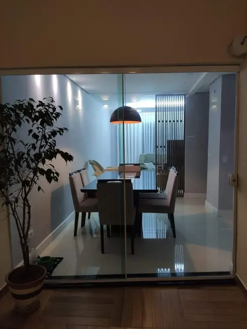 Foto 3 de Casa com 3 quartos à venda, 135m2 em Jardim Santa Cruz (Campo Grande), São Paulo - SP