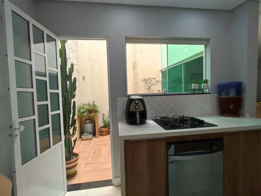 Foto 6 de Casa com 3 quartos à venda, 135m2 em Jardim Santa Cruz (Campo Grande), São Paulo - SP