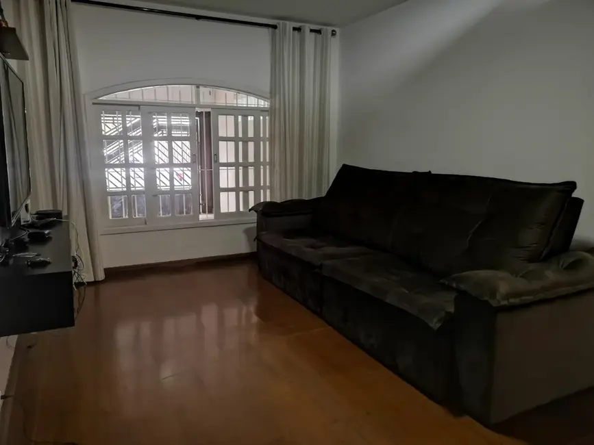 Foto 2 de Casa com 3 quartos à venda, 132m2 em Jardim Consórcio, São Paulo - SP