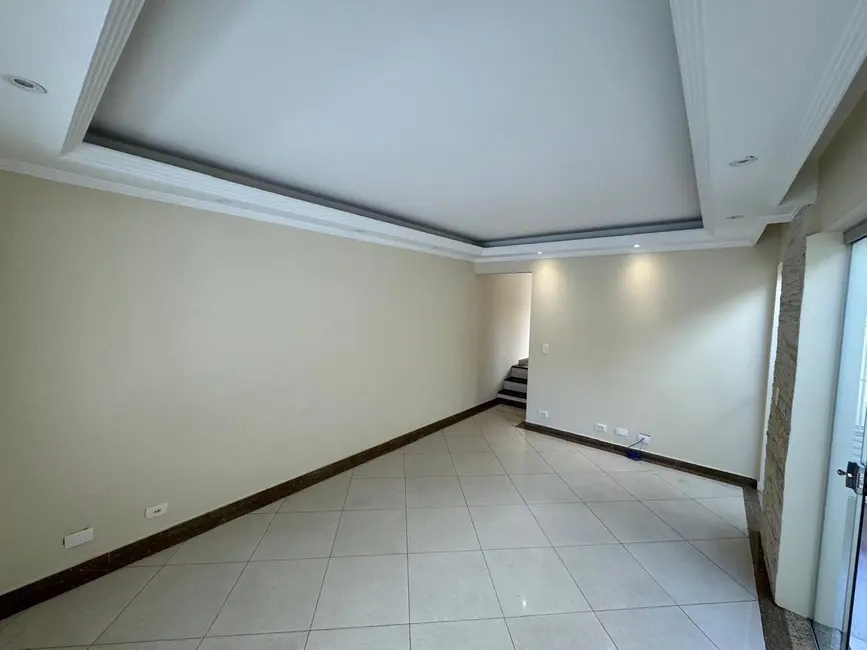 Foto 2 de Casa com 3 quartos à venda, 134m2 em Jardim Luanda, São Paulo - SP