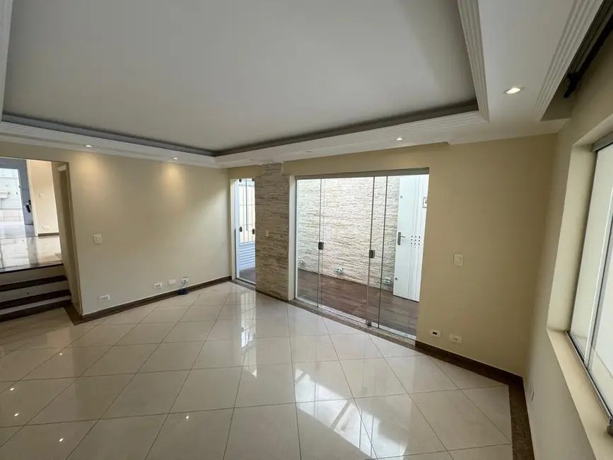 Foto 4 de Casa com 3 quartos à venda, 134m2 em Jardim Luanda, São Paulo - SP