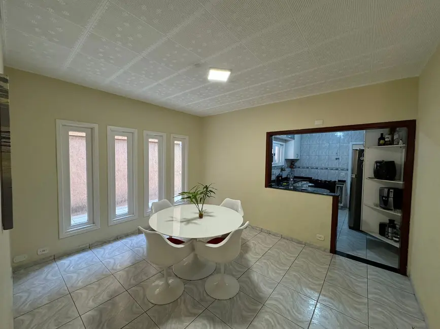 Foto 5 de Casa com 3 quartos à venda, 305m2 em Jardim Santa Cruz (Campo Grande), São Paulo - SP