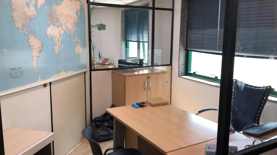 Sala Comercial à venda, 74m2 em Vila Olímpia, São Paulo - SP - imagem 4 Foto 4 de Sala Comercial à venda, 74m2 em Vila Olímpia, São Paulo - SP