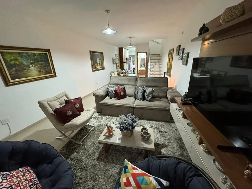 Casa com 3 quartos à venda, 119m2 em Jardim Cidália, São Paulo - SP - imagem 5 Foto 5 de Casa com 3 quartos à venda, 119m2 em Jardim Cidália, São Paulo - SP