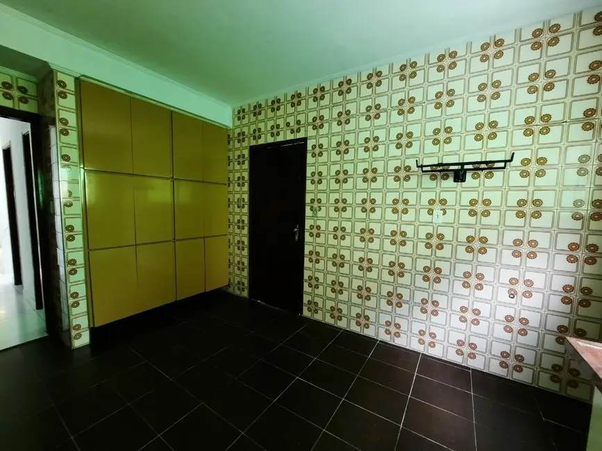 Sobrado com 2 quartos à venda, 193m2 em Jardim Itacolomi, São Paulo - SP - imagem 4 Foto 4 de Sobrado com 2 quartos à venda, 193m2 em Jardim Itacolomi, São Paulo - SP