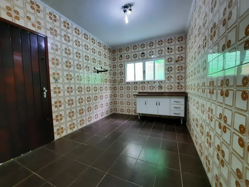 Sobrado com 2 quartos à venda, 193m2 em Jardim Itacolomi, São Paulo - SP - imagem 3 Foto 3 de Sobrado com 2 quartos à venda, 193m2 em Jardim Itacolomi, São Paulo - SP