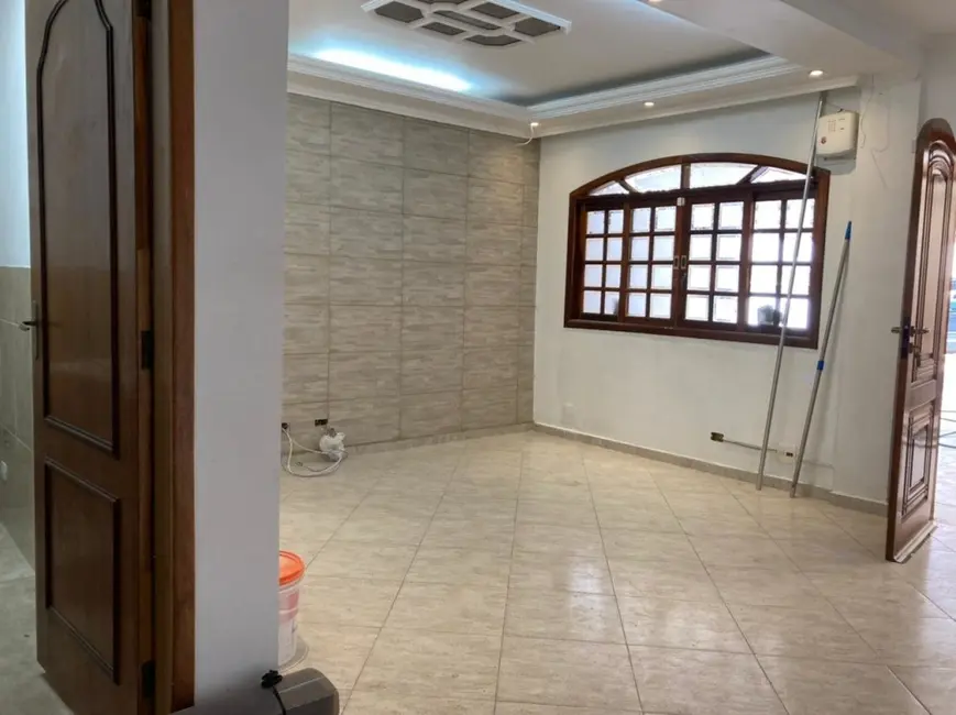 Foto 3 de Sobrado com 3 quartos à venda, 108m2 em Campo Grande, São Paulo - SP