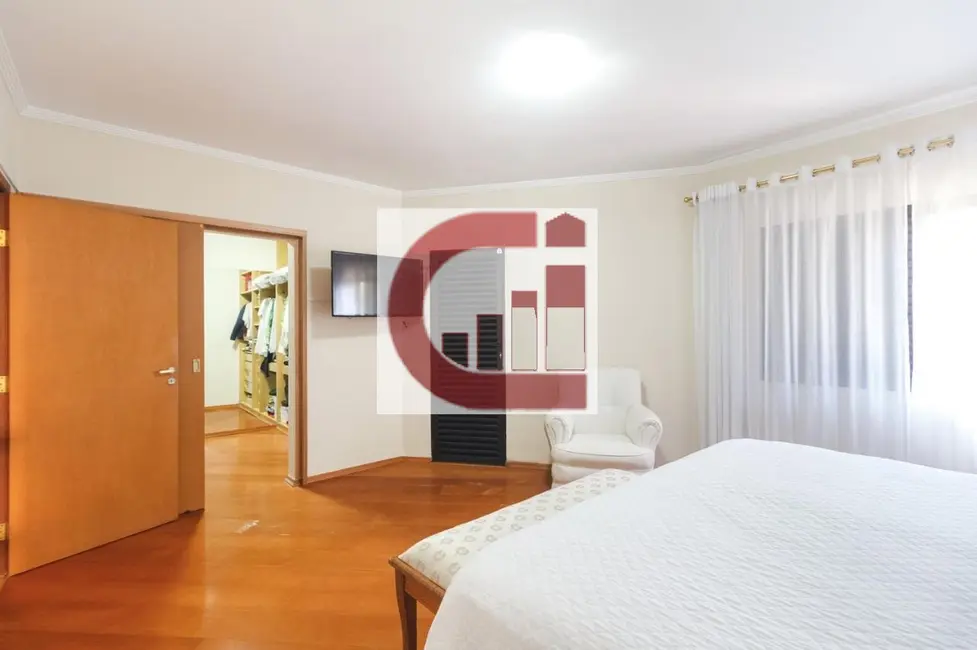 Casa com 4 quartos à venda, 350m2 em Jardim Prudência, São Paulo - SP - imagem 9 Foto 9 de Casa com 4 quartos à venda, 350m2 em Jardim Prudência, São Paulo - SP