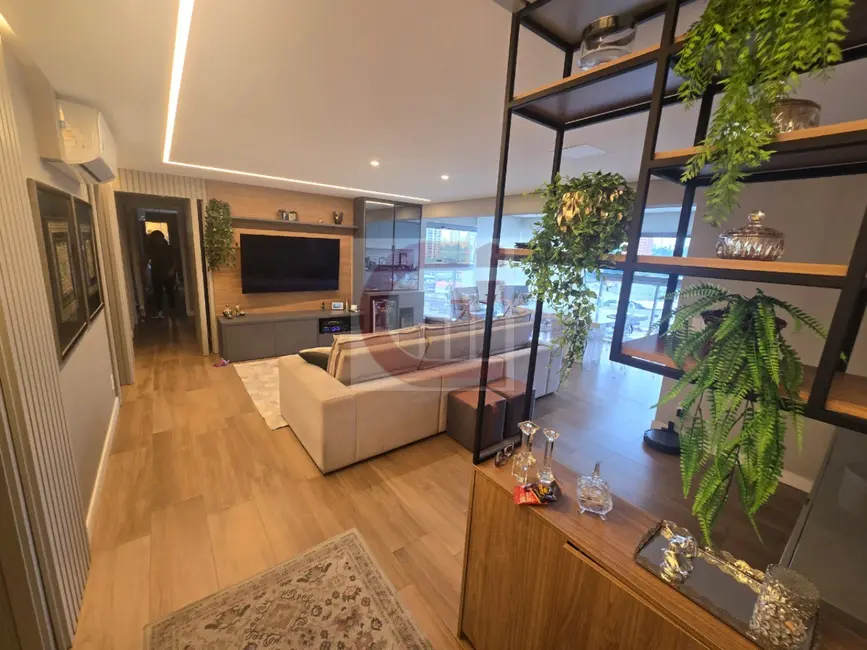 Foto 4 de Apartamento com 3 quartos à venda, 122m2 em Vila Sofia, São Paulo - SP