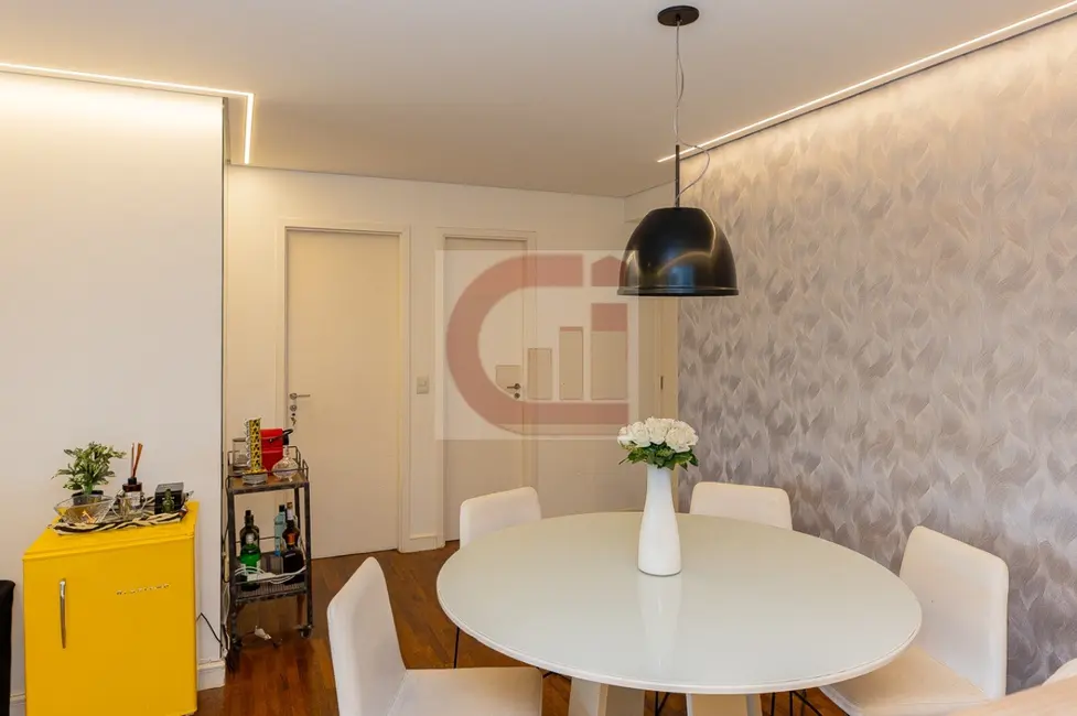 Apartamento com 3 quartos à venda, 108m2 em Vila Alexandria, São Paulo - SP - imagem 6 Foto 6 de Apartamento com 3 quartos à venda, 108m2 em Vila Alexandria, São Paulo - SP