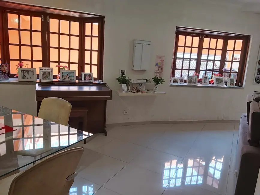 Casa com 4 quartos à venda, 94m2 em Jardim Marabá(Zona Sul), São Paulo - SP - imagem 3 Foto 3 de Casa com 4 quartos à venda, 94m2 em Jardim Marabá(Zona Sul), São Paulo - SP