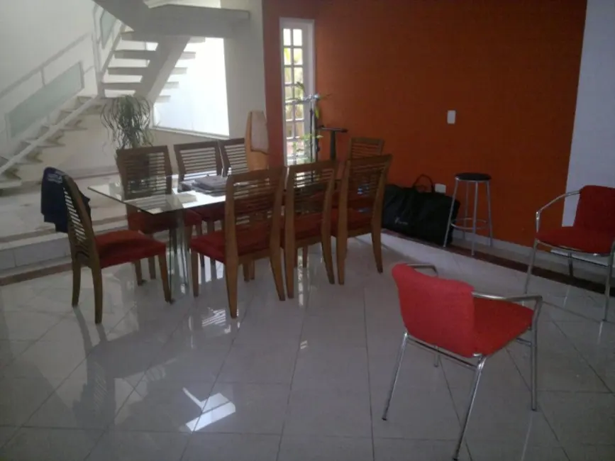 Foto 3 de Sobrado com 4 quartos à venda, 336m2 em São Paulo - SP