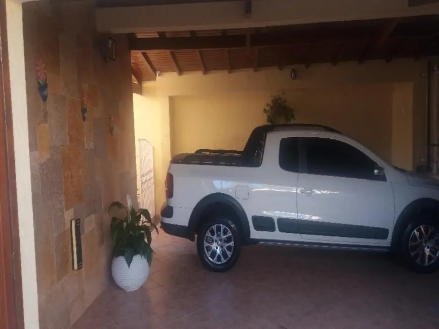 Foto 3 de Casa de Condomínio com 3 quartos à venda, 180m2 em Campo Grande, São Paulo - SP